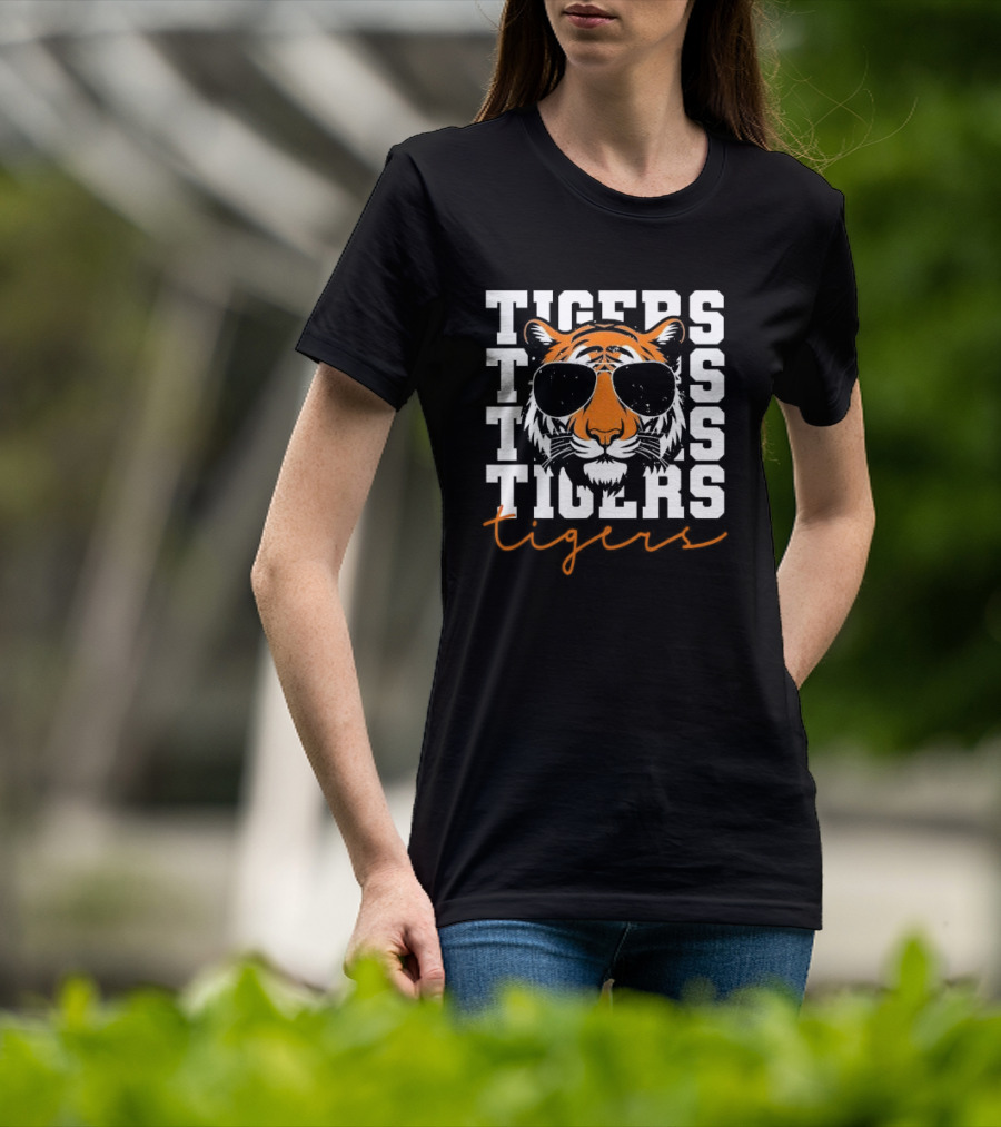 Tigers Sunglasses Cool Athletic T-Shirt