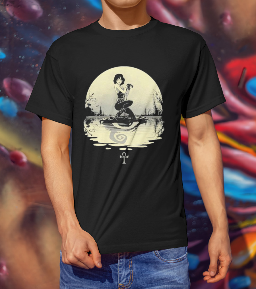 The Sandman Death Ankh Reflected In Moonlit Water Scene T-Shirt