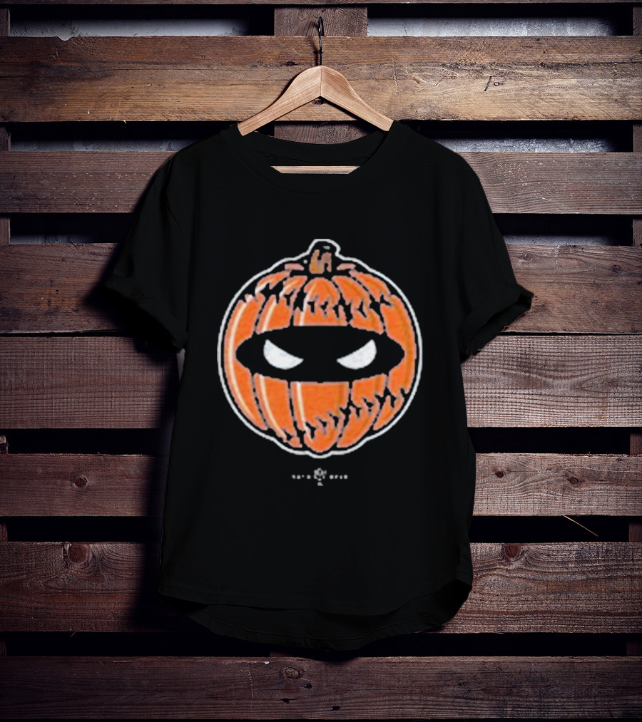 Pitching Ninja Playoff Pumpkin Jack-O'-Lantern Eyes T-Shirt