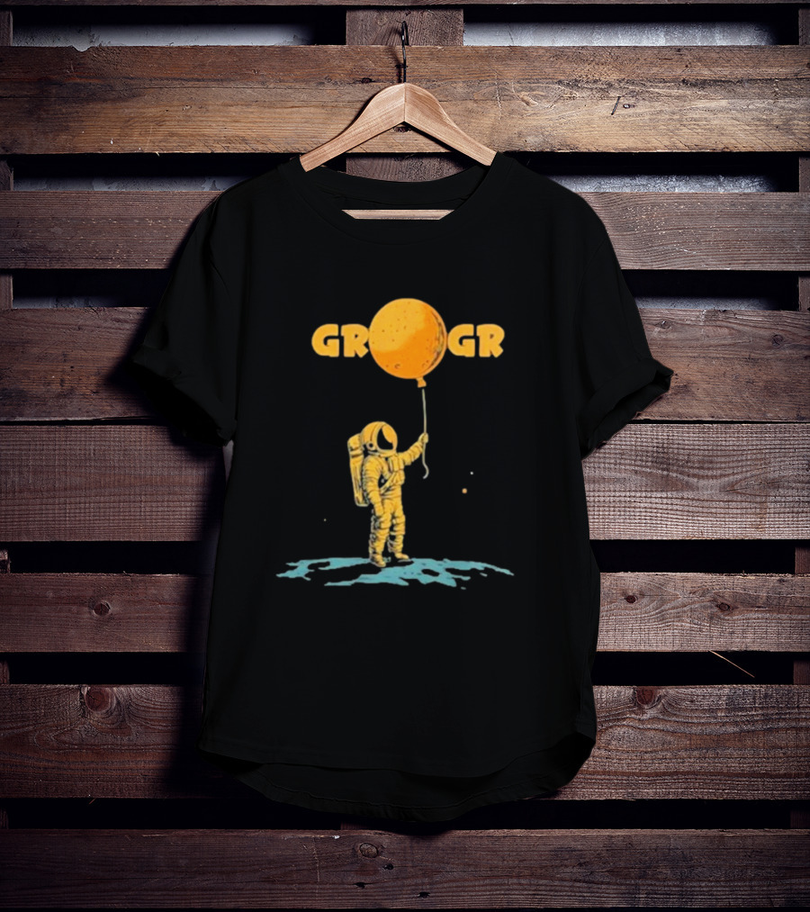 Aj Writes Crypto Get Rich Or Get Rekt Astronaut Holding Orange Moon Balloon T-Shirt