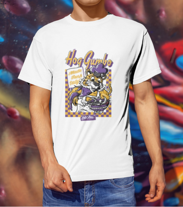 Old Row Hog Gumbo Made Fresh Daily Tiger Chef Purple Gold Checkered T-Shirt