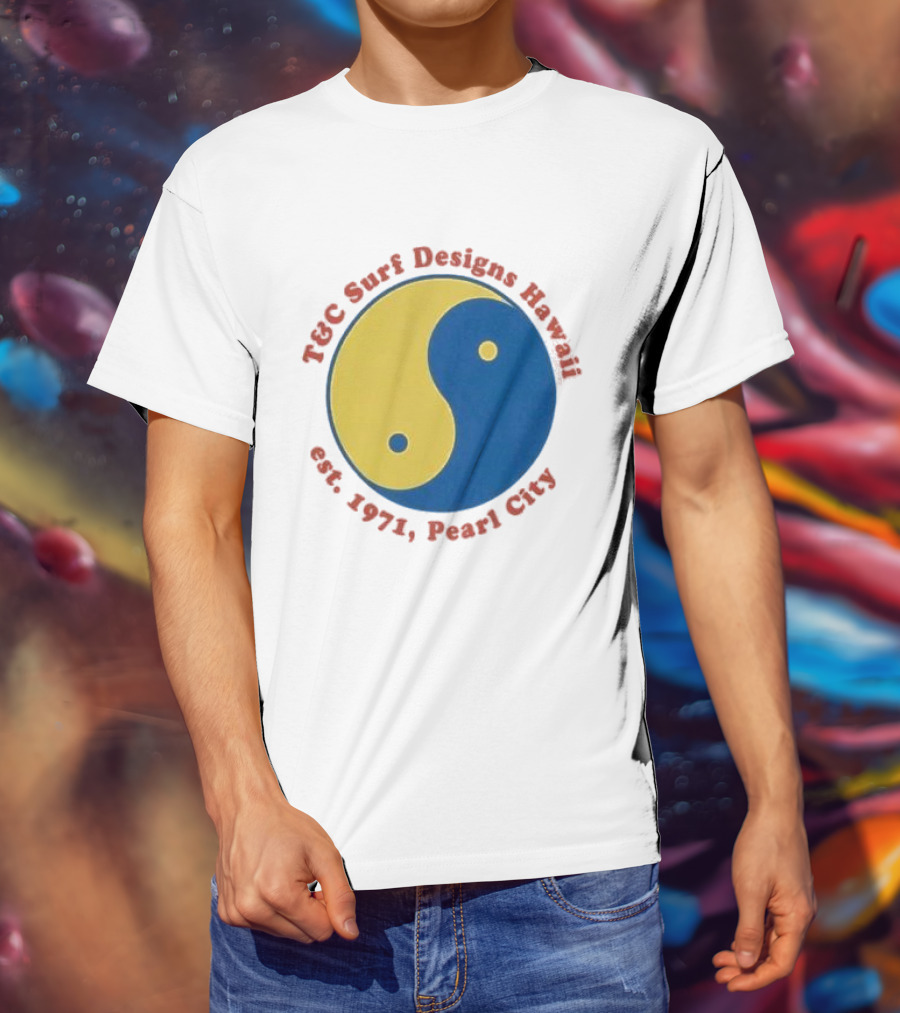 T&C Surf Designs Hawaii Est 1971 Pearl City Yin Yang T-Shirt