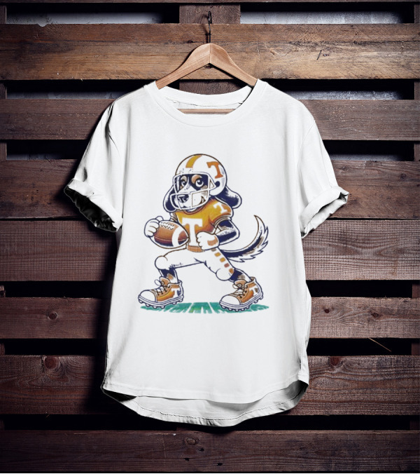 Tennessee Vols Smokey Dog Mascot Football Player T-Shirt