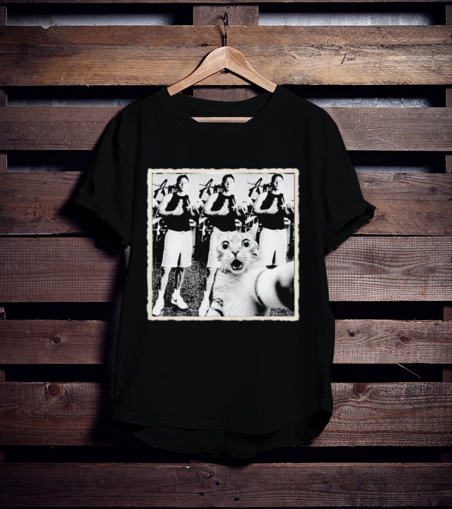 Cat Selfie With Taehyung Sasquatch And Cat Black And White Duplicate Thumbs Up T-Shirt