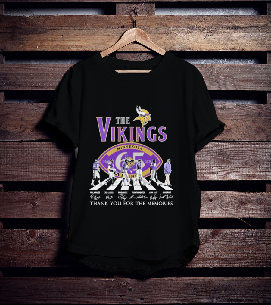 Minnesota Vikings Thank You For The Memories 1960-2025 Paul Krause Chris Carter Randy Moss Fran Tarkenton Alan Page Bud Grant T-Shirt