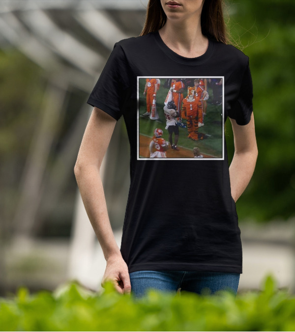 Clemson Tigers Mascot And Louisville Cardinals Player On Sideline T-Shirt