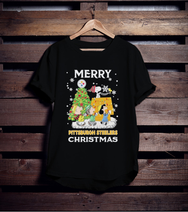 Merry Pittsburgh Steelers Christmas Peanuts Snoopy Holiday T-Shirt