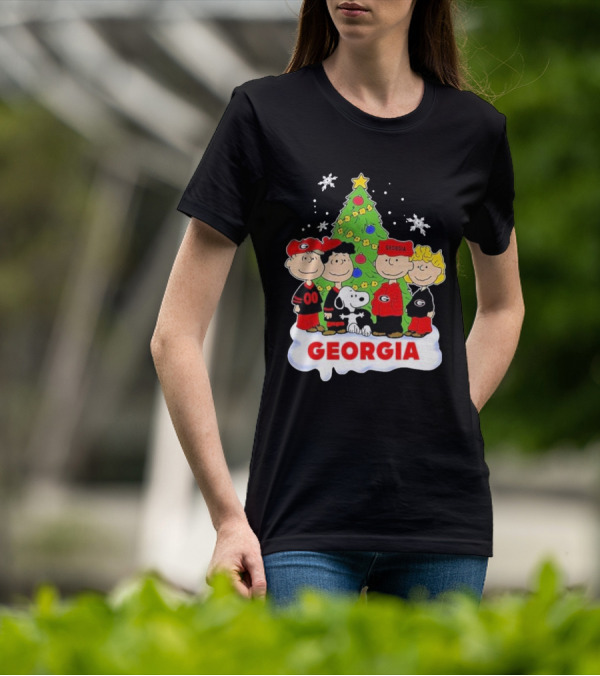 Georgia Bulldogs Snoopy And Friends Christmas T-Shirt