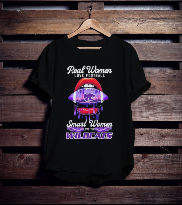 Real Women Love Football Smart Women Love The Wildcats Kansas State Lips T-Shirt