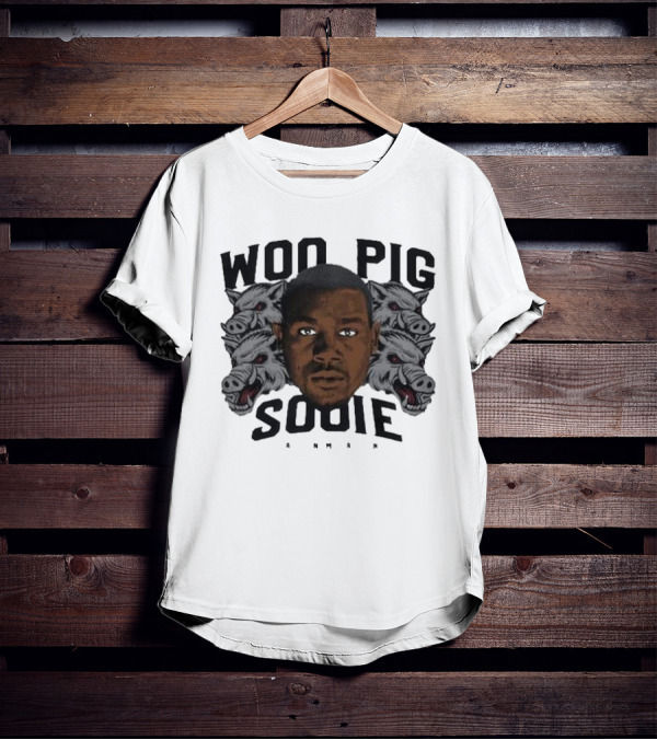 Woo Pig Sooie Darren McFadden Portrait With Razorback Heads T-Shirt