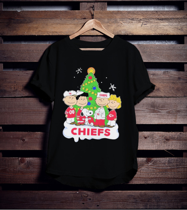 Kansas City Chiefs Snoopy Christmas Peanuts Characters Chiefs NFL Holiday T-Shirt