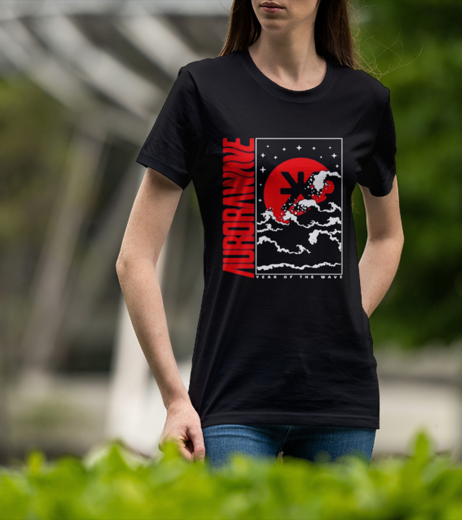 Aurora Wave Year Of The Wave Red Sun Clouds Stars T-Shirt