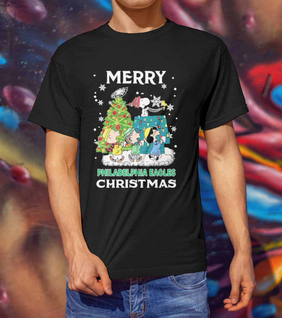 Merry Philadelphia Eagles Christmas Charlie Brown Snoopy Woodstock T-Shirt