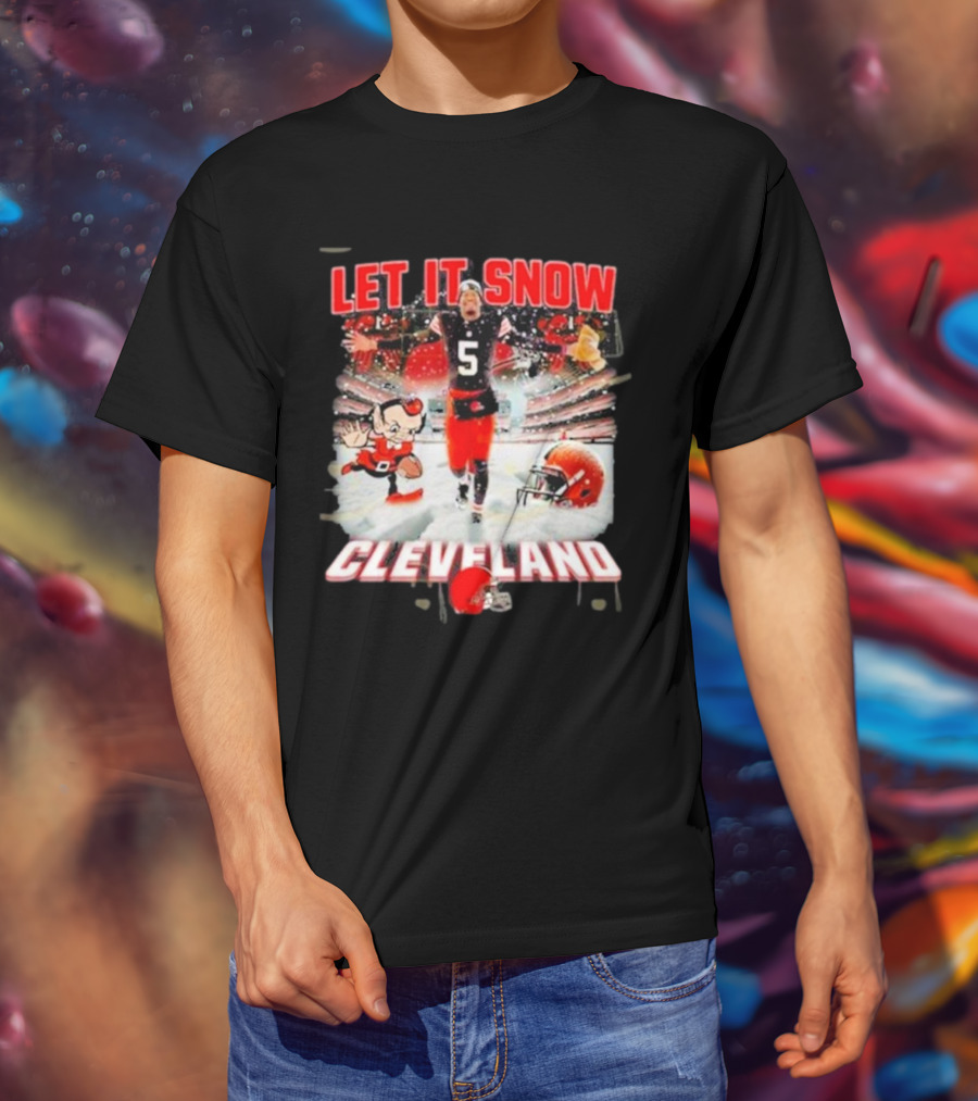 LET IT SNOW CLEVELAND BROWNS FOOTBALL HELMET T-Shirt