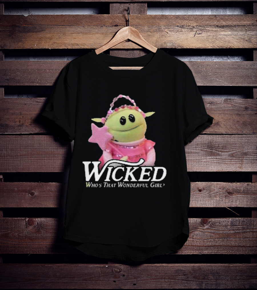 Wicked Who's That Wonderful Girl Alien Princess In Pink T-Shirt