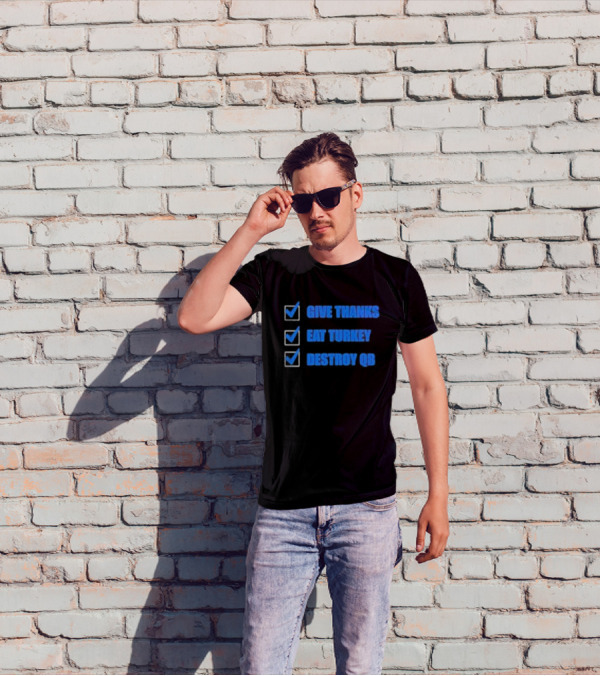 Detroit Lions Give Thanks Eat Turkey Destroy QB Checklist T-Shirt