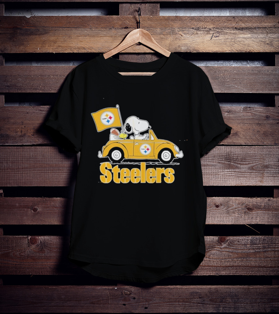 Pittsburgh Steelers Snoopy Driving Car With Flag T-Shirt
