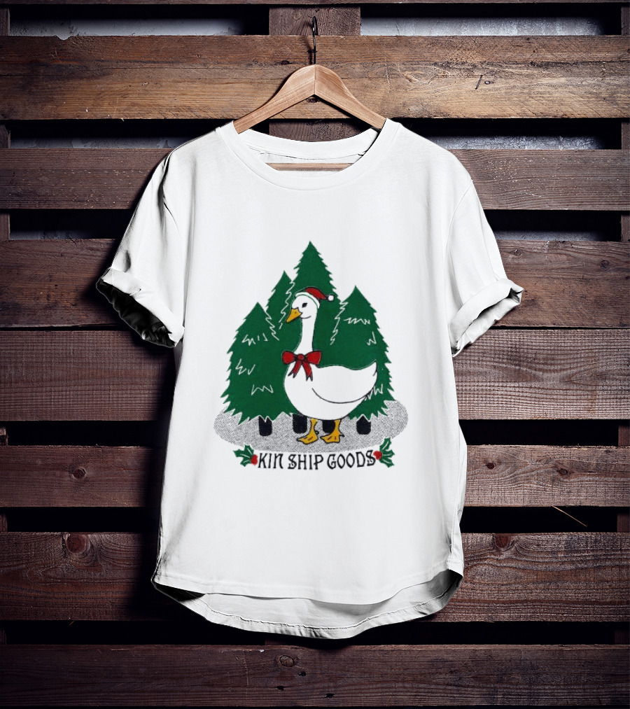 Kin Ship Goods Santa Claus Duck Christmas Trees Merry Christmas T-Shirt