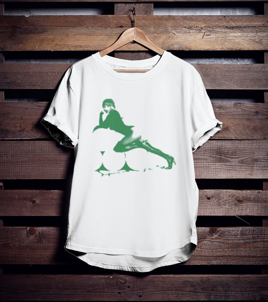 1Wish Ava Max Christmas Iconic Green Festive T-Shirt