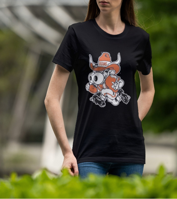 Texas Longhorns Bevo Mascot Football Cowboy T-Shirt