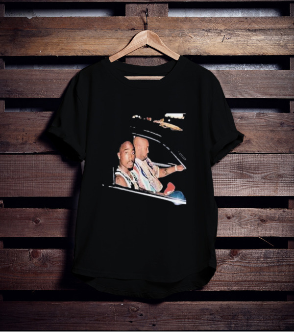 2Pac And Suge Knight Black Car Night Image T-Shirt