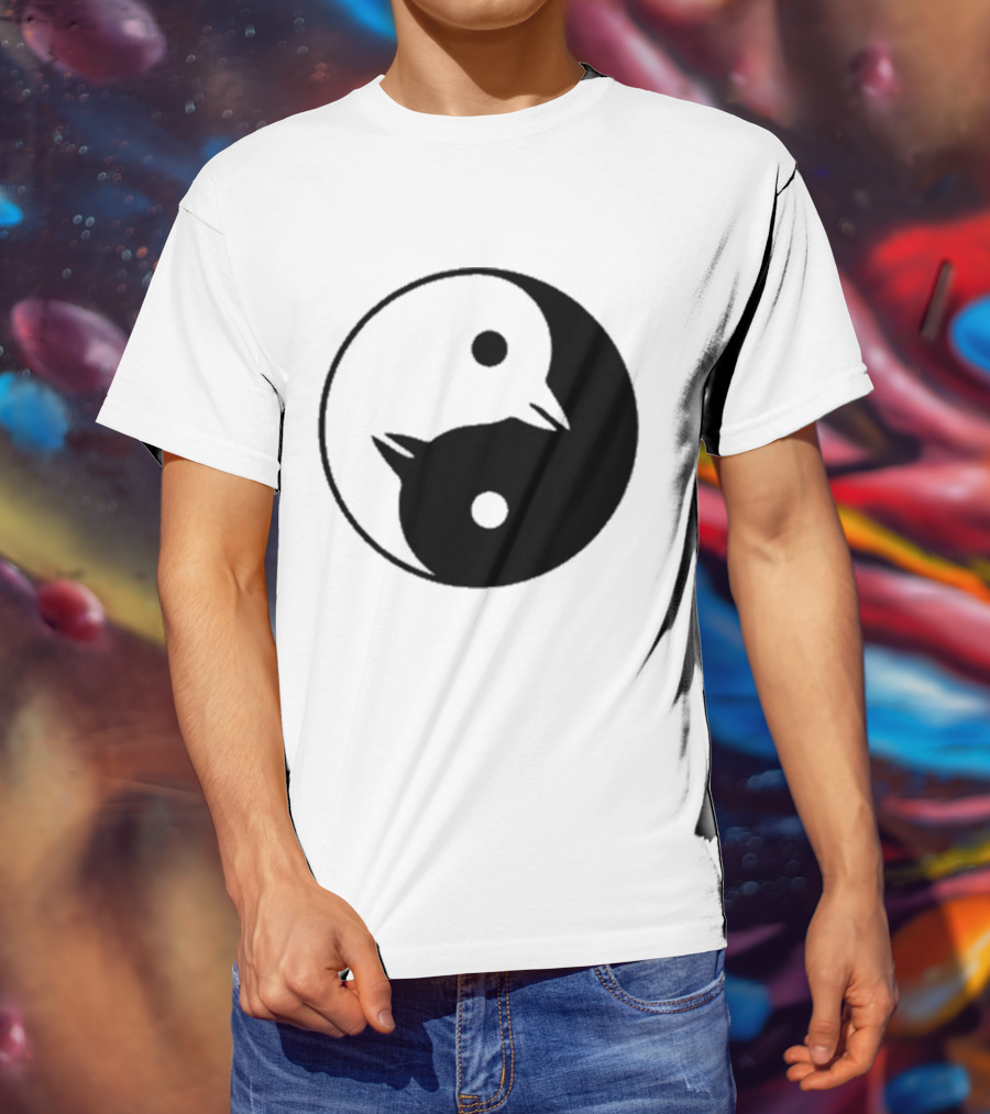 Yin Yang Penguins Pinguini Tattici Nucleari T-Shirt