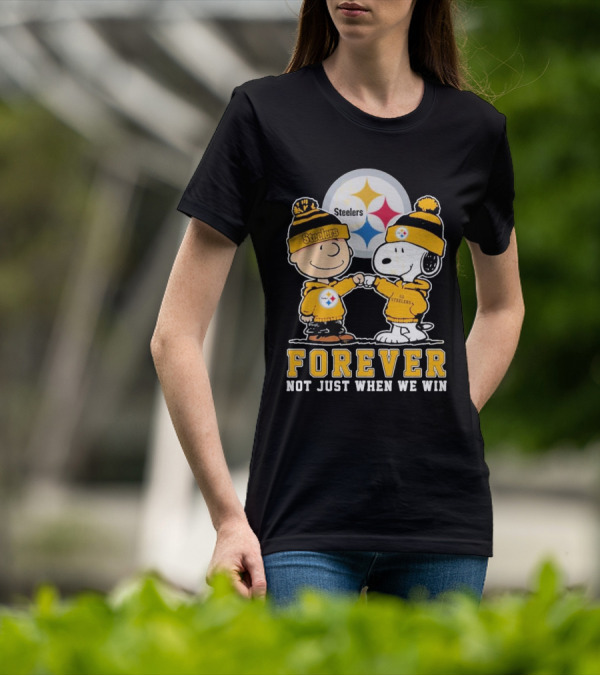 Pittsburgh Steelers Snoopy Forever Not Just When We Win Fan Fist Bump T-Shirt