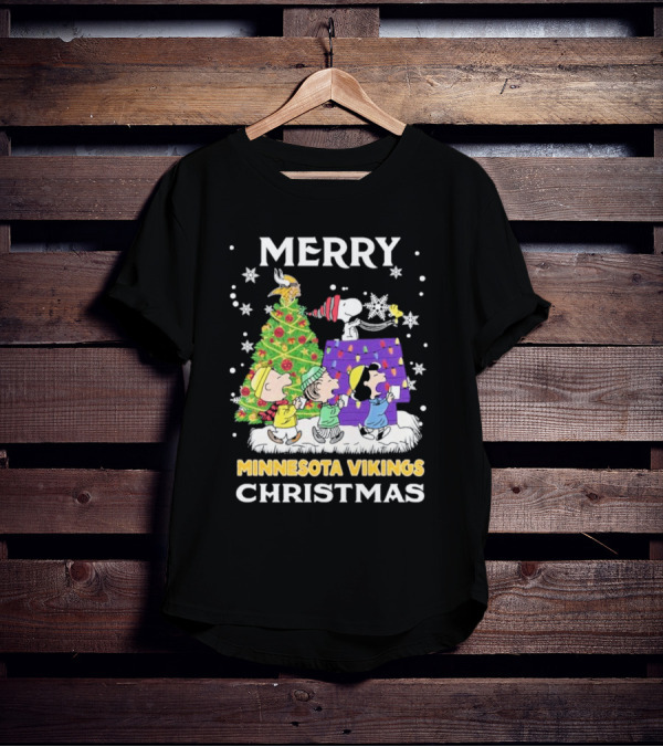 Merry Minnesota Vikings Christmas Snoopy Team Celebration T-Shirt