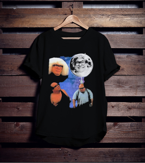 Three Wolf Moon Danny DeVito Mashup With Cosmic Moon Faces T-Shirt