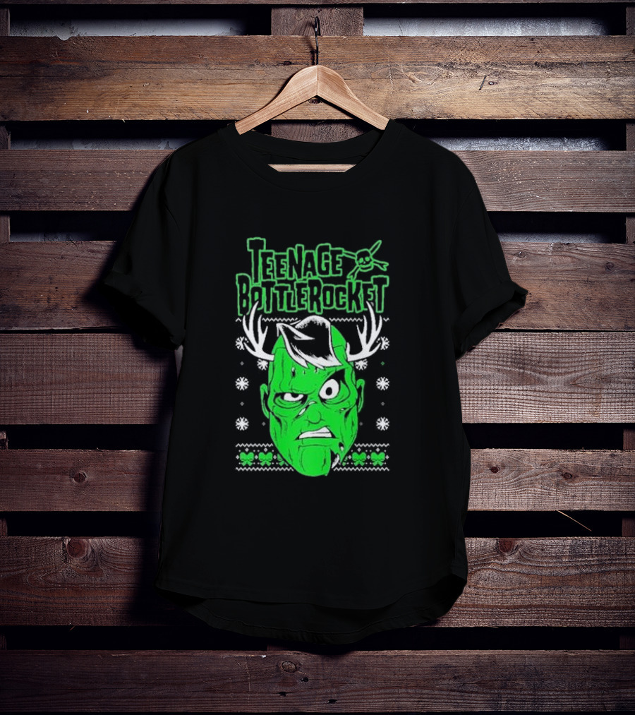 Teenage Bottlerocket Green Grumpy Face With Antlers Snowflakes Skulls Christmas T-Shirt