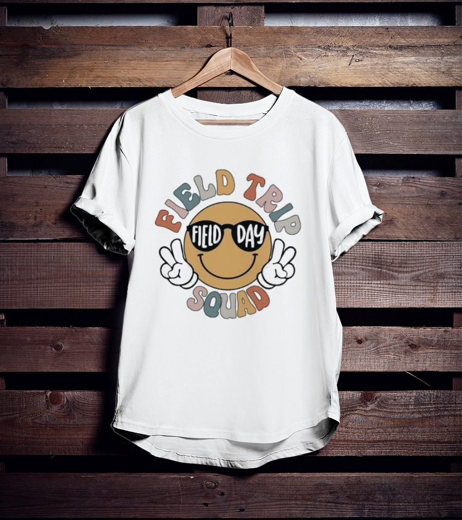 Field Trip Field Day Squad Smiley Peace Sign T-Shirt
