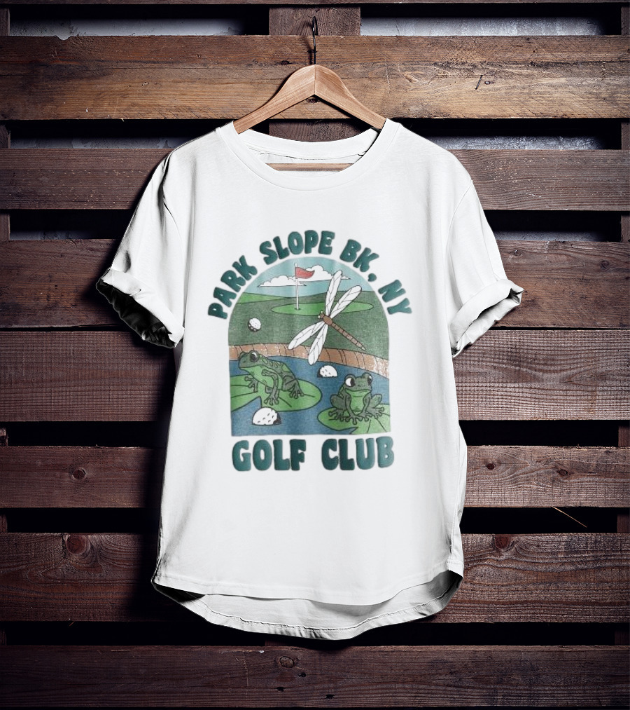 Park Slope BK NY Golf Club Frog And Dragonfly On Golf Course Lily Pads In Pond T-Shirt