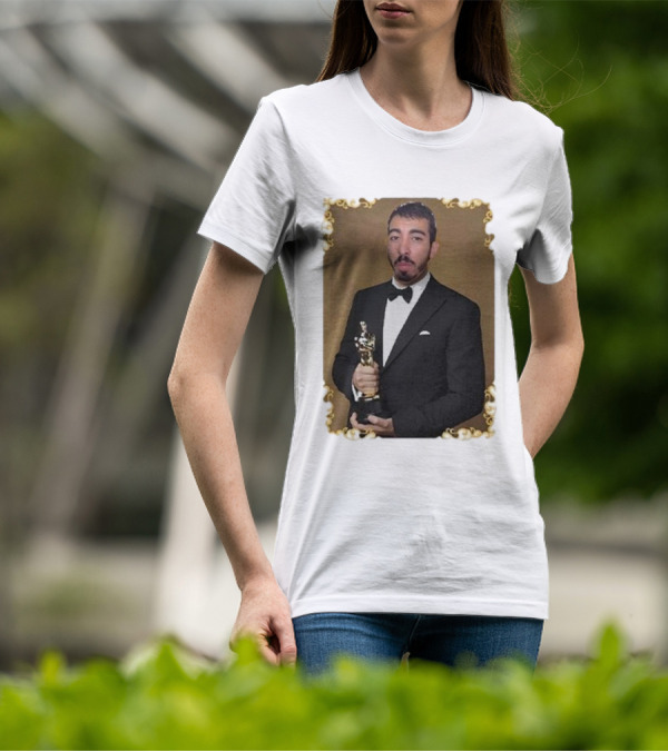 Saleh Jafarawi Mr Fafo Oscar Statue Award Winner T-Shirt