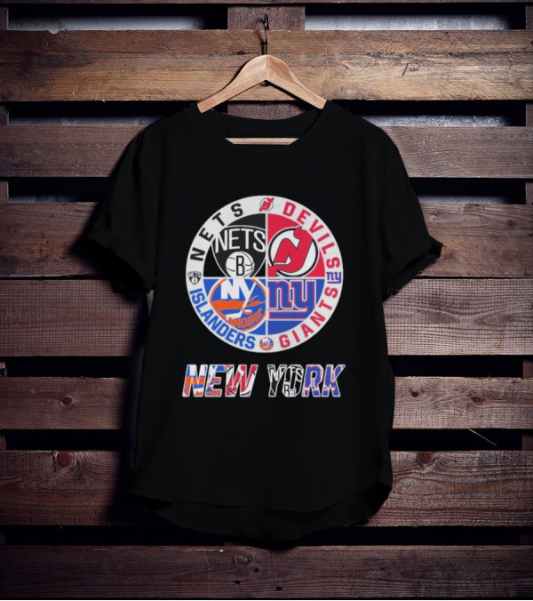Brooklyn Nets New Jersey Devils New York Islanders New York Giants New York T-Shirt