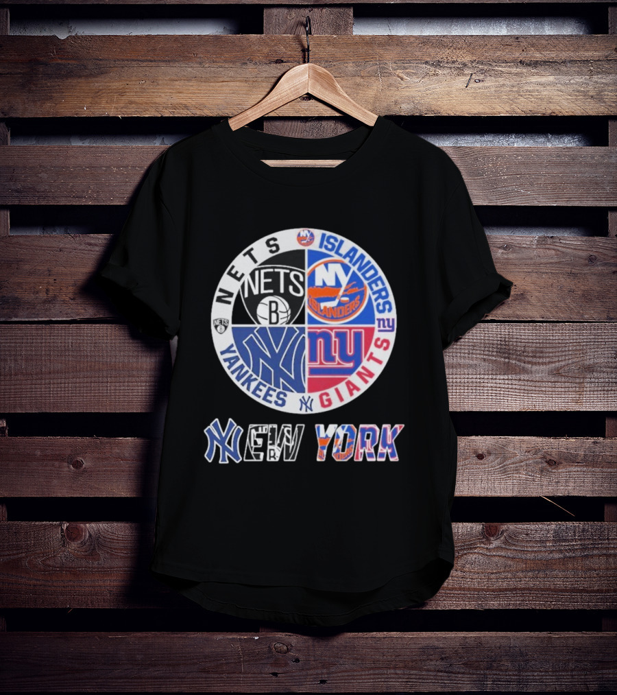 Brooklyn Nets New York Yankees Giants Islanders New York Multisport Team Circle T-Shirt