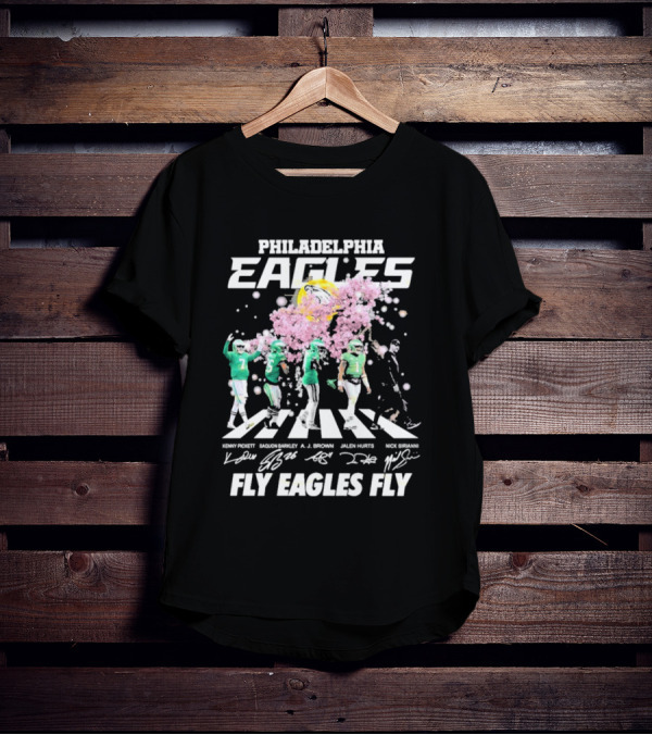 Philadelphia Eagles Fly Eagles Fly Kenny Pickett Saquon Barkley A.J. Brown Jalen Hurts Nick Sirianni Signatures T-Shirt