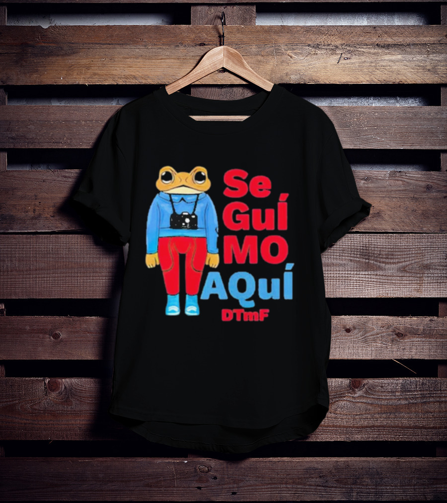 Se Guí Mo Aquí DTMF Frog With Camera T-Shirt