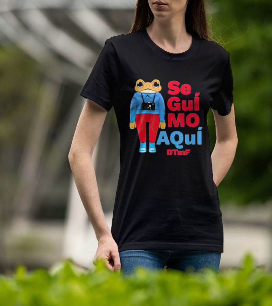 Se Guí Mo Aquí DTMF Frog With Camera T-Shirt