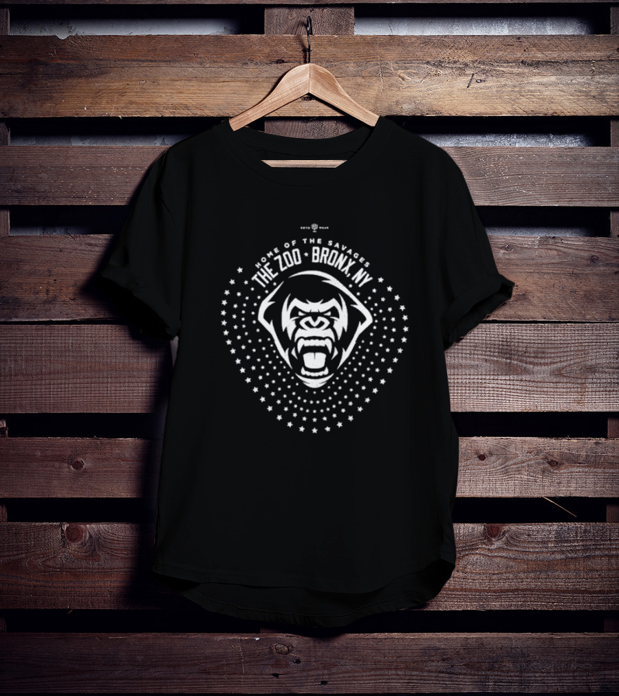 The Zoo Bronx NY Home Of The Savages Roaring Gorilla Star Pattern T-Shirt