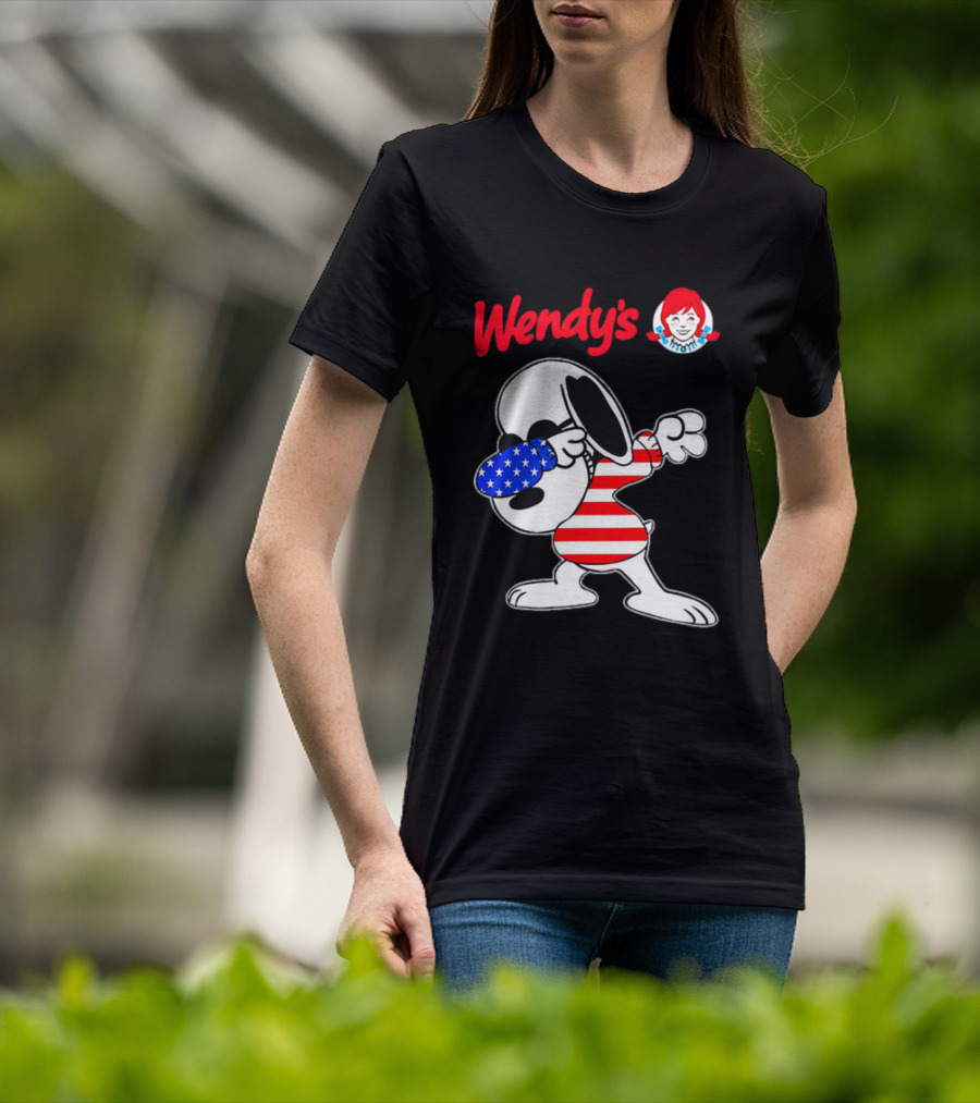 Wendy’s Snoopy Dabbing American Flag Stripes T-Shirt