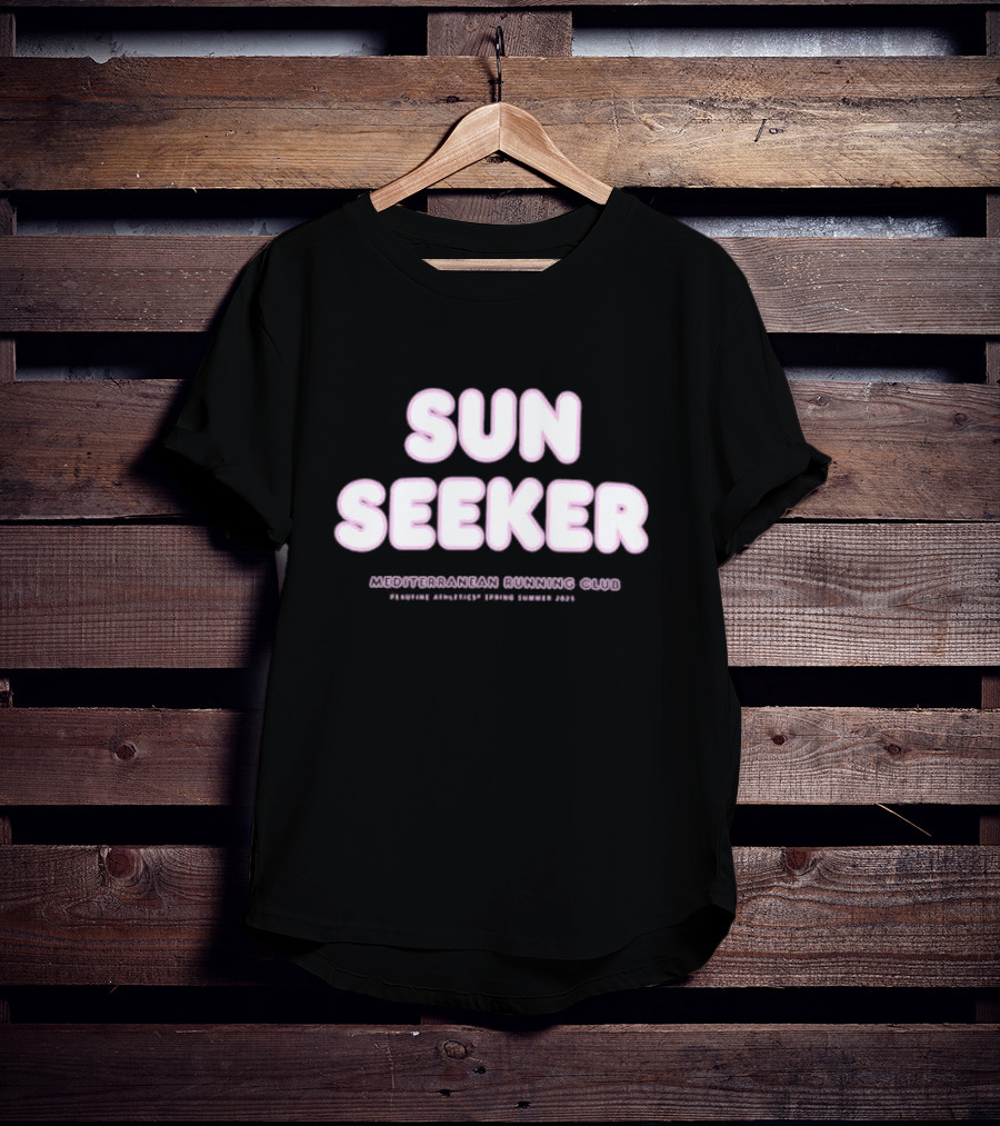 SUN SEEKER MEDITERRANEAN RUNNING CLUB ITALIAN AMALFI COAST SINCE 1975 T-Shirt
