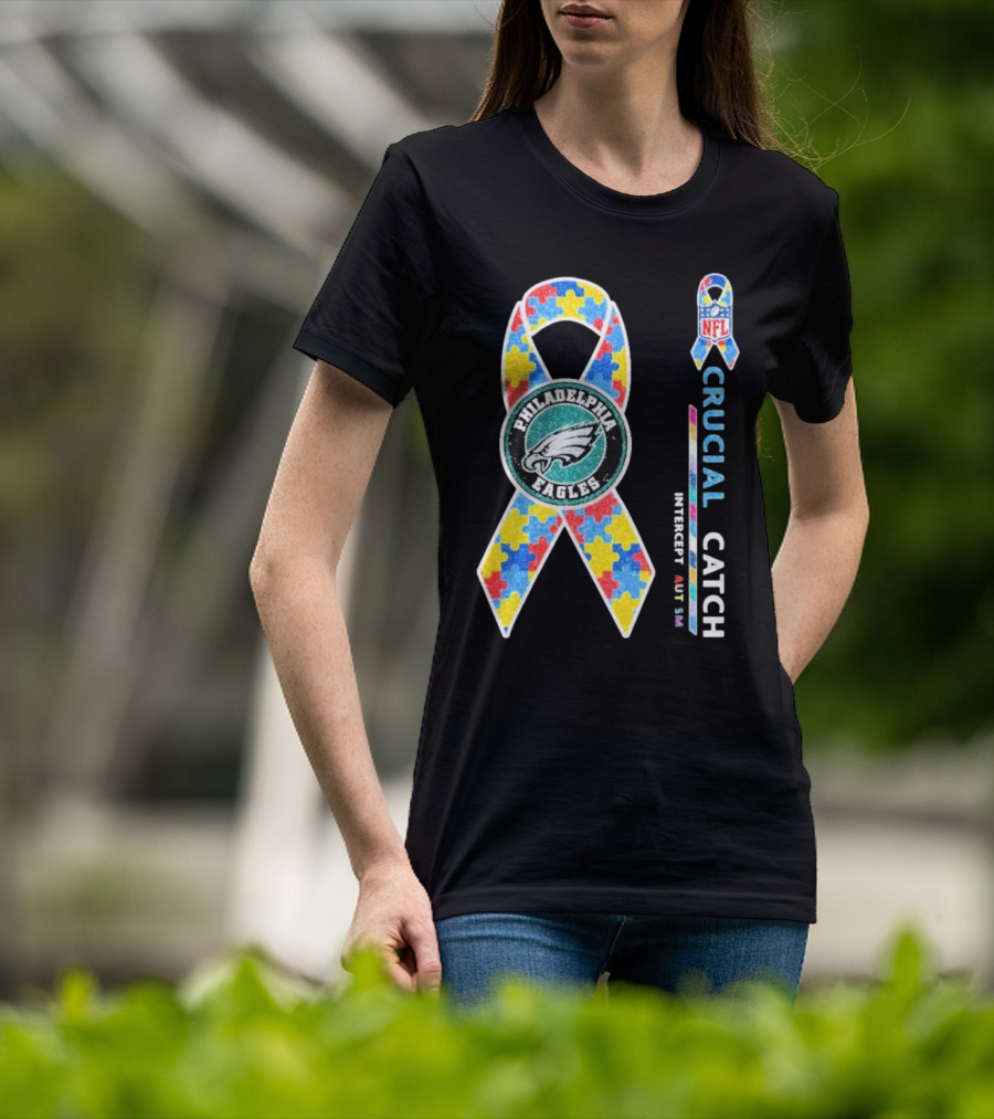 Philadelphia Eagles Autism Awareness Crucial Catch NFL Puzzle Ribbon T-Shirt