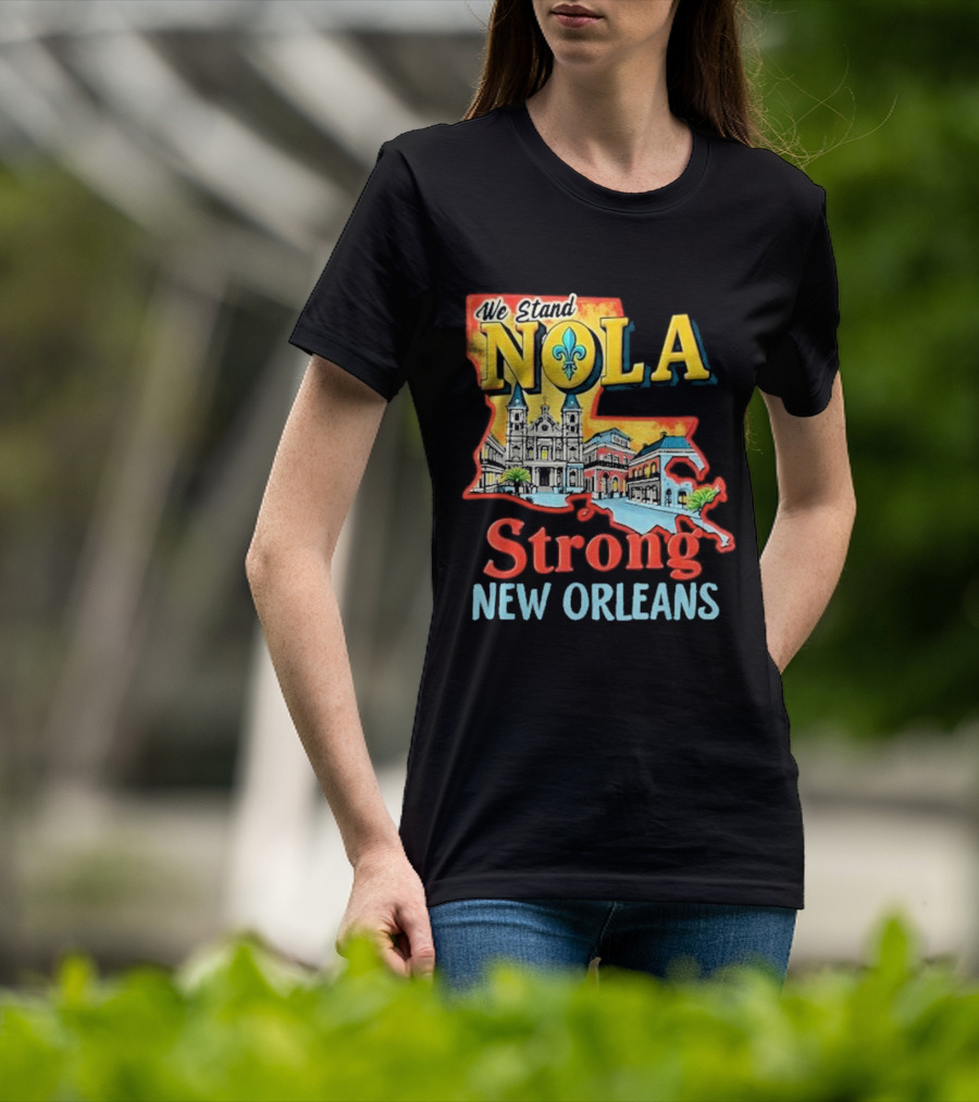 We Stand NOLA Strong New Orleans Fleur-de-lis Map Iconique T-Shirt
