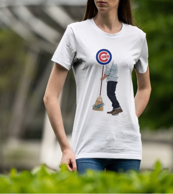 Chicago Cubs Sweeping Los Angeles Dodgers Meme T-Shirt