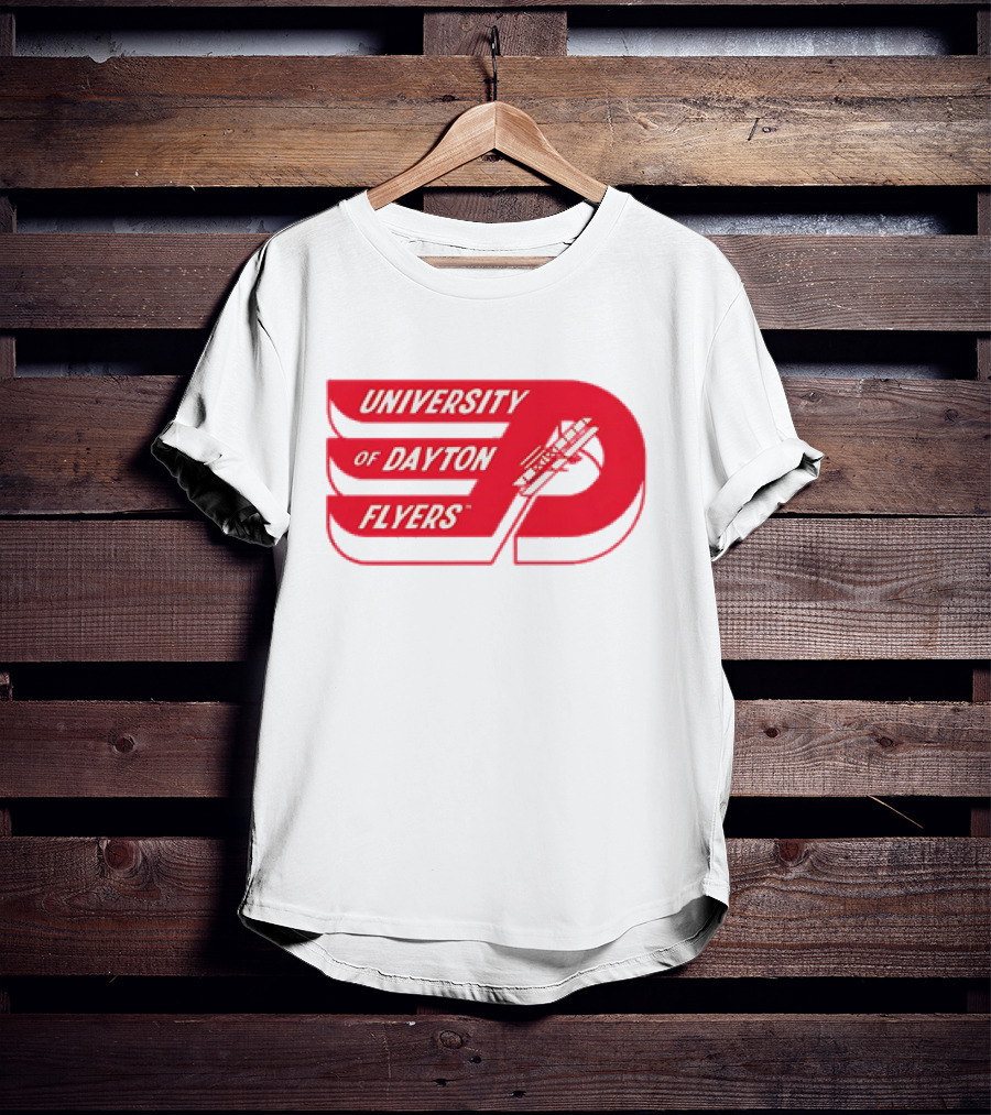 UNIVERSITY OF DAYTON FLYERS 1974 VINTAGE T-Shirt
