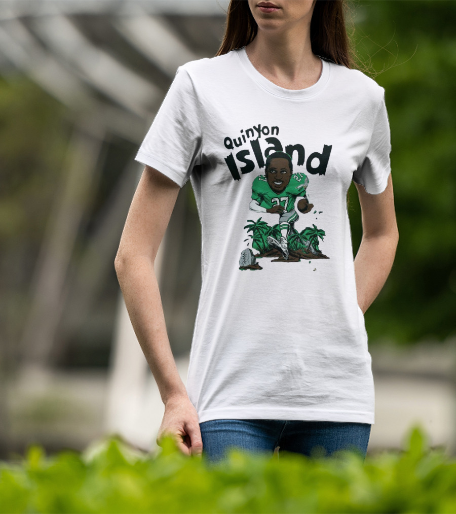 Quinyon Island Eagle 27 Football Player Running With Palm Trees And Rocks T-Shirt