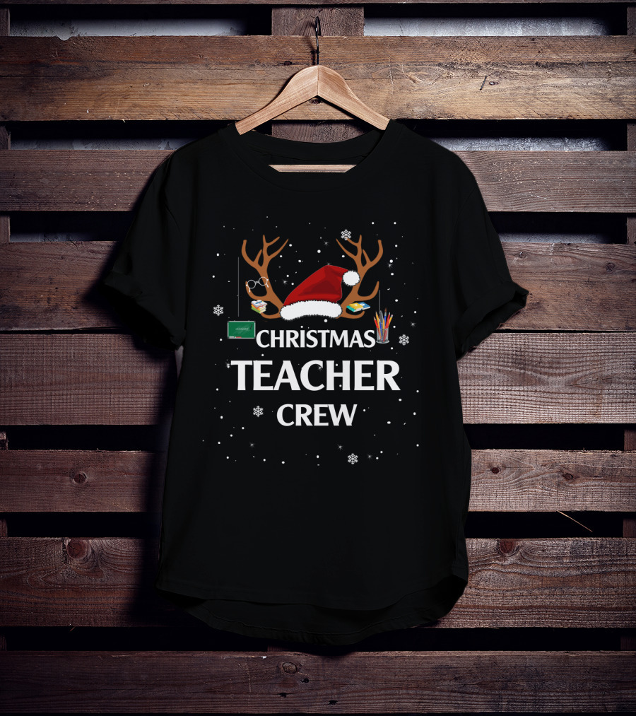 Christmas Teacher Crew Reindeer Antlers Santa Hat Chalkboard Snowflakes T-Shirt