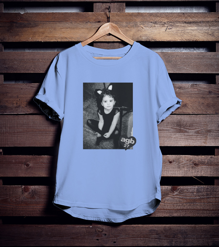 Agb 27 Vintage Style Cat Costume Photograph T-Shirt