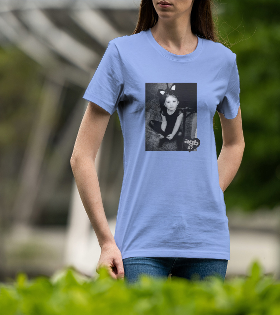 Agb 27 Vintage Style Cat Costume Photograph T-Shirt