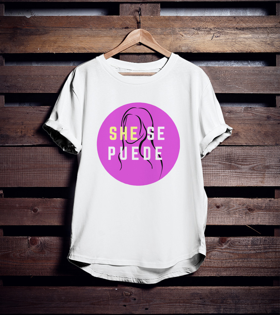 SHE SE PUEDE Purple Circle T-Shirt